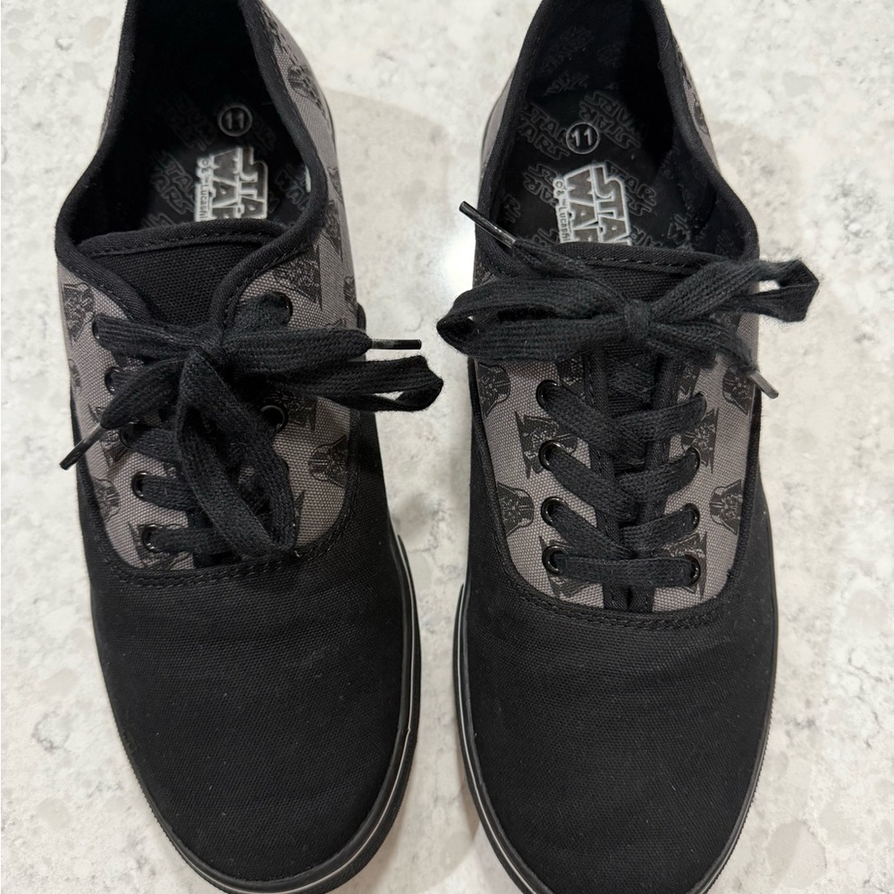 Star Wars Black and Gray Sneakers